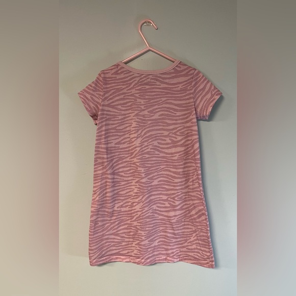 Carter’s Purple Animal Print Nightgown, Girl Pajama, kids sleepwear, size 4-5 - Picture 2 of 6